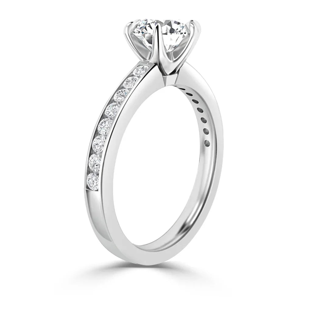Eva - Round Cut Platinum Engagement Ring