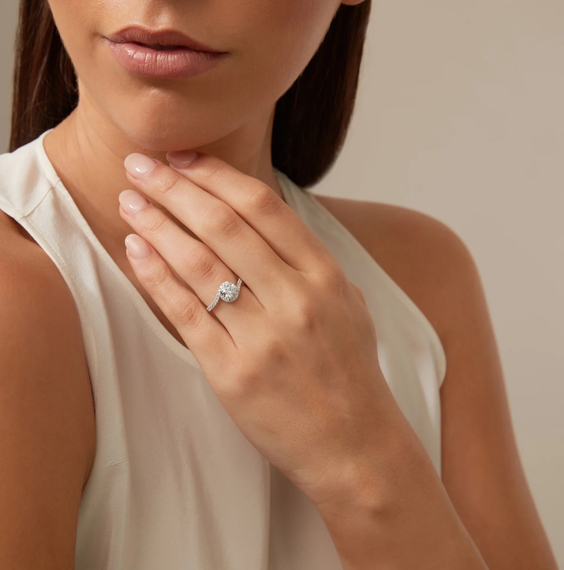 Evelyn - Round Cut 18ct White Gold Engagement Ring