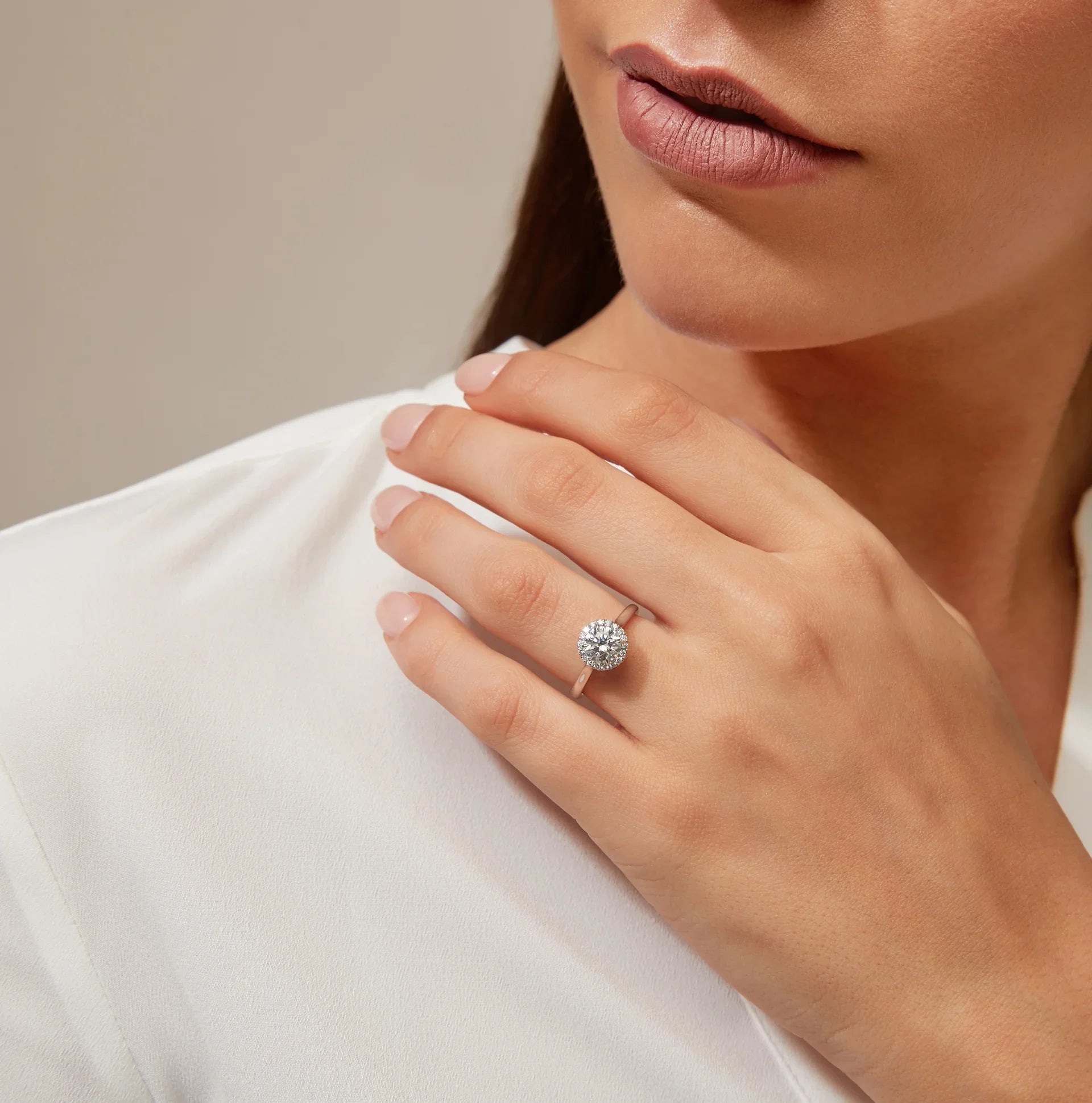 Helen - Round Cut 18ct White Gold Engagement Ring