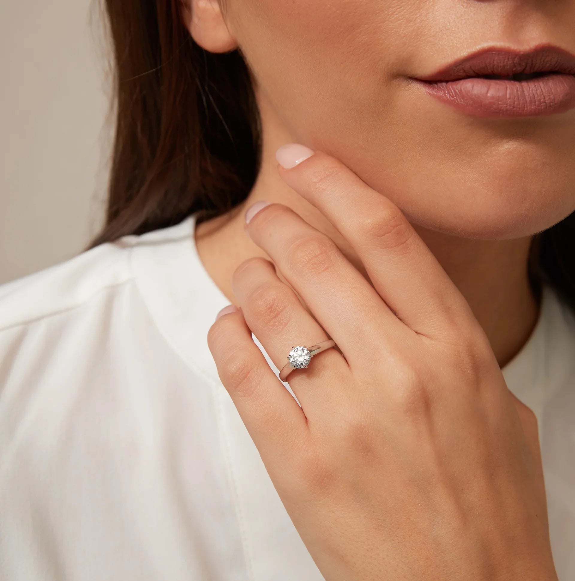 Juliette - Round Cut Platinum Engagement Ring
