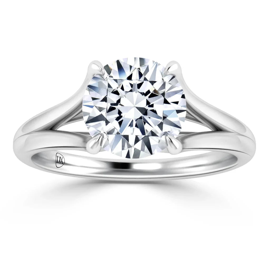 Camilla - Round Cut Platinum Engagement Ring